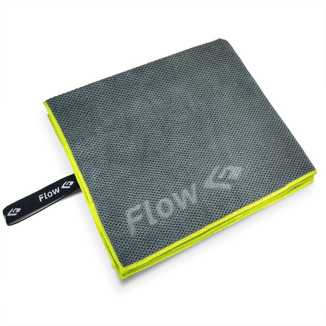 https://flowswimgear.com/cdn/shop/products/FSG_quick-dry-towel-main-gray.jpg?v=1607273254&width=1080